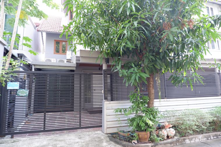 ให้เช่า ทาวน์โฮม บ้านลัดดาว บางนา สรรพวุธ GH268