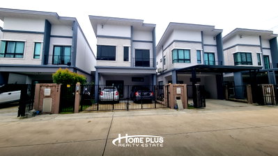 Twin houses for sale Khlong Luang Pathumthani : 2-storey semi-detached house for sale, The Plant Rangsit Village, Klong 4 – Wongwaen Khlong Luang Pathum Thani