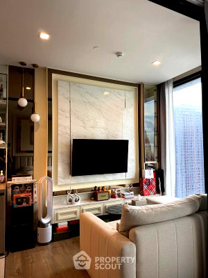 Condos for sale : Great Value 1-BR Condo At The Crest Park Residences | MRT Phahon Yothin 60m (ID 3051092)