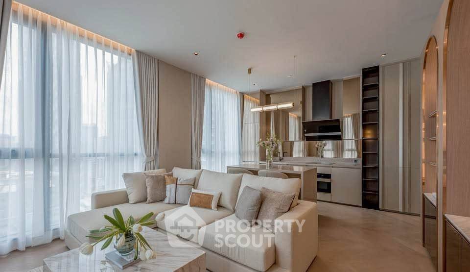 picture High-Floor 2-BR 95 Sqm At The Reserve Sathorn, BTS Sala Daeng (ID 3065570) - 3/6