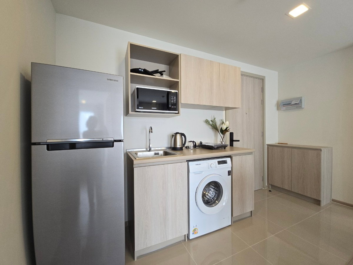 picture Brand new modern condominium for rent in Kathu patong, Phuket - 2/7
