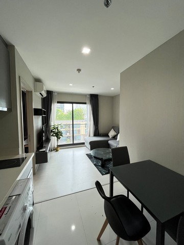 รูป ขายคอนโด ริทึ่ม สุขุมวิท 36-38 ตกแต่งเฟอร์ครบ 33.45 ตร.ม. 1 ห้องนอน 1 ห้องน้ำ - รูปที่ 3/9