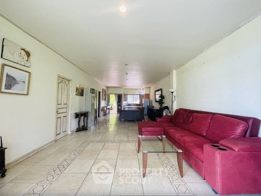 picture 2-BR Condo For Rent, Bay View Resort, Bang Lamung, Chon Buri (ID 3069672) - 3/5