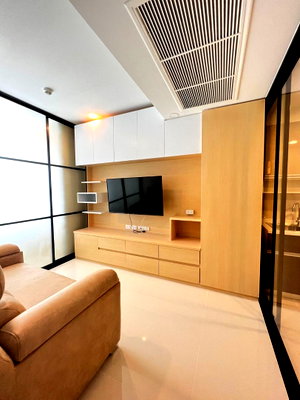 Condos for rent : Condo for rent, Supalai Premier Charoen Nakhon, near ICONSIAM and Taksin Hospital, next to the BTS Gold Line, convenient access to Sathorn. 2 bedrooms