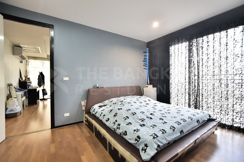 Ready-to-move-in Condo, Central City Location Amanta Ratchada near MRT Cultural Center of Thailand Station