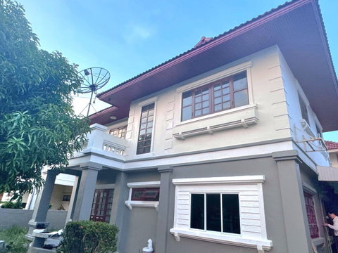 FOR RENT HOUSE PROPERTY 25000 BAHT per MONTH