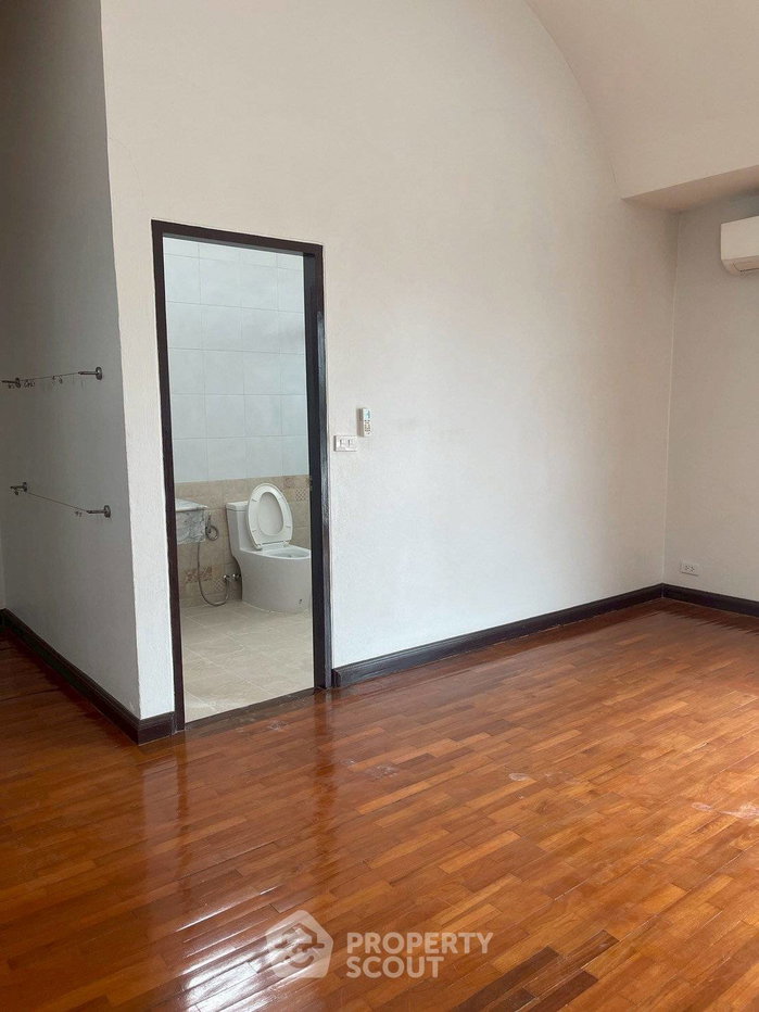 รูป บ้าน 4 ห้องนอน ให้เช่า โครงการ The NOBLE Ekkamai 22 ใกล้ ARL รามคำแหง (ID 3067462) - รูปที่ 20/35