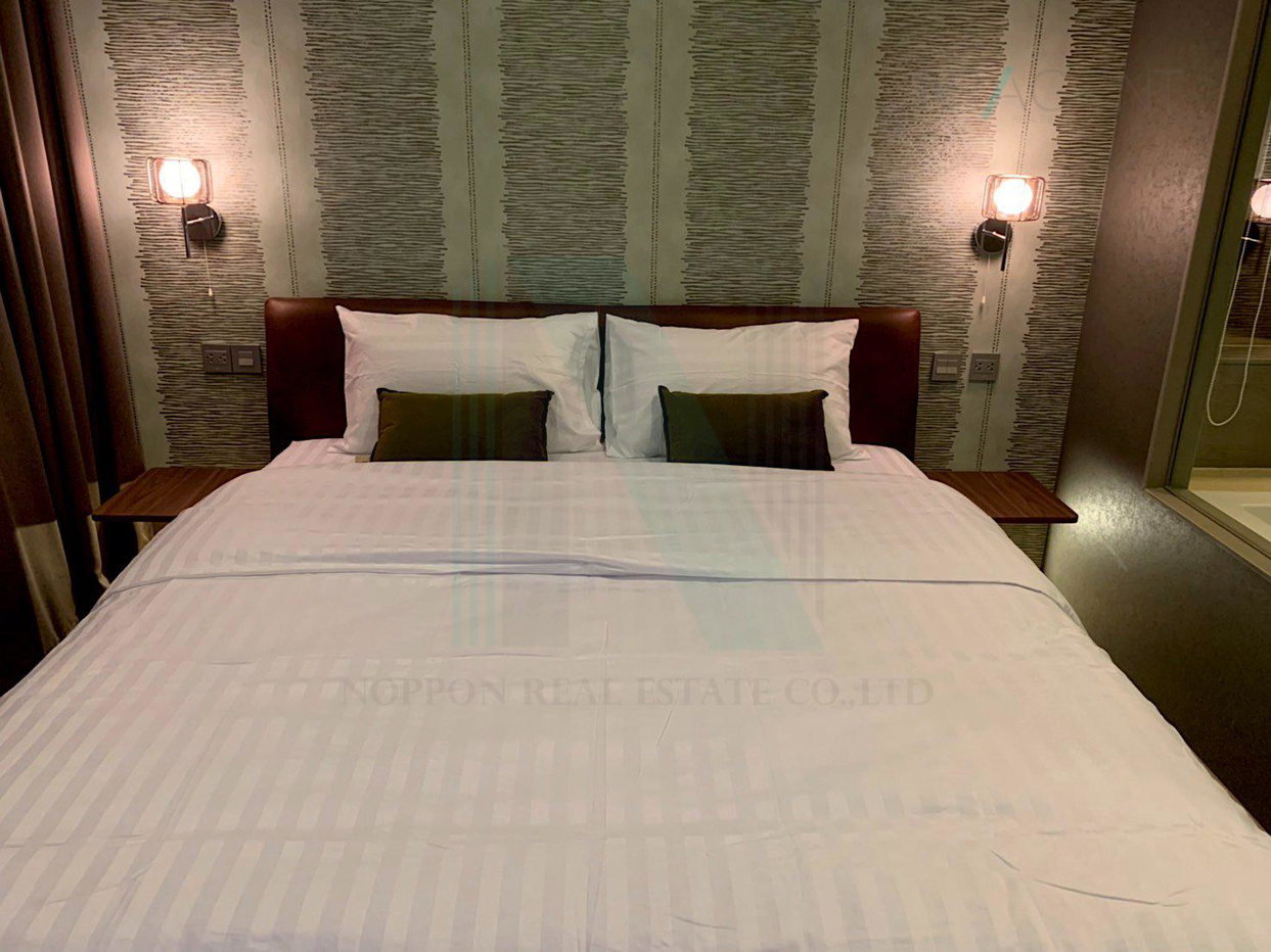 picture For rent The Esse Asoke 1 bedroom 25th floor near BTS Asoke. - 4/8