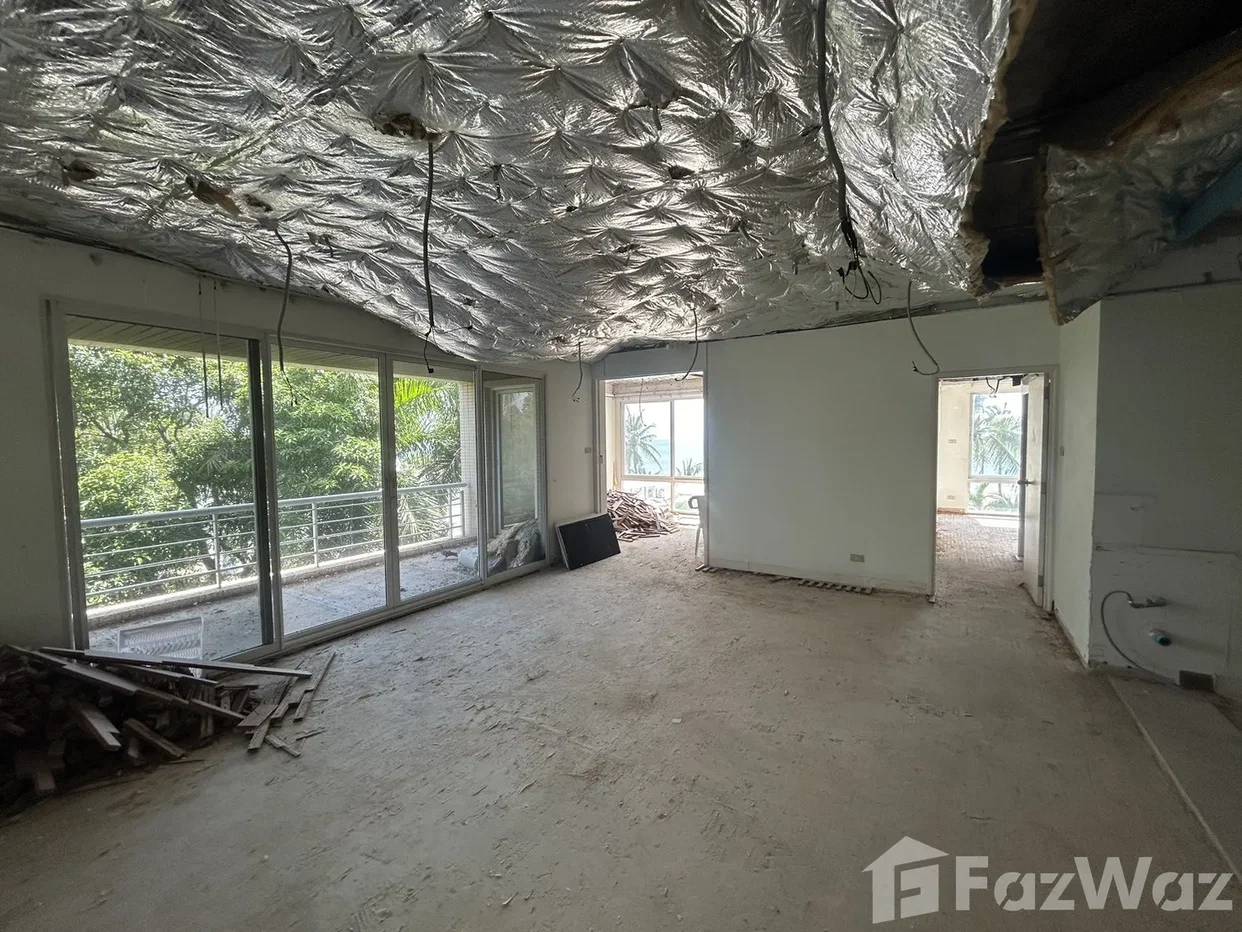 picture Beachfront Corner Unit A Rare Renovation Opportunity 6556402 - 13/18