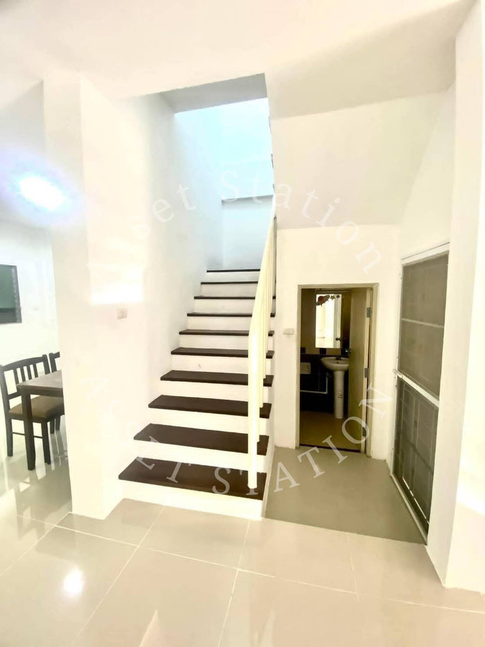 รูป ขาย! ทาวน์เฮ้าส์ 💰🏡 Phanason Villa Lumlukka-Klong 4 3นอน 2น้ำ 🚗 ใกล้ทางด่วนเดินทางสะดวก - รูปที่ 5/9