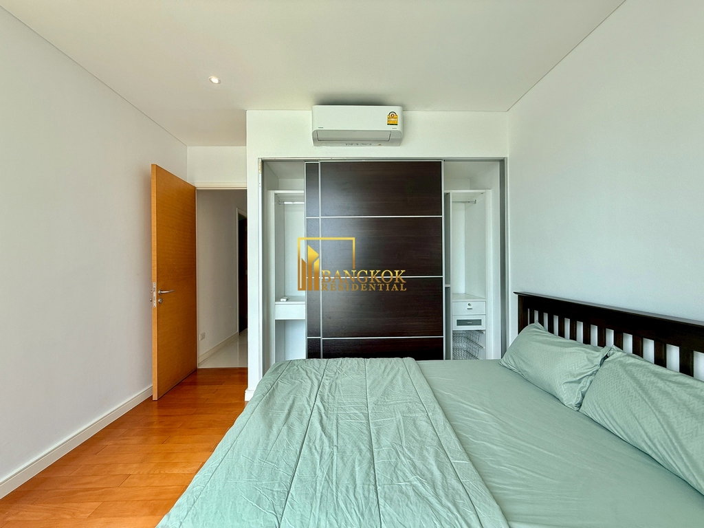 picture Fullerton | Superb 3 Bedroom Luxury Condo in Ekkamai Area - BR18217CD - 21/34