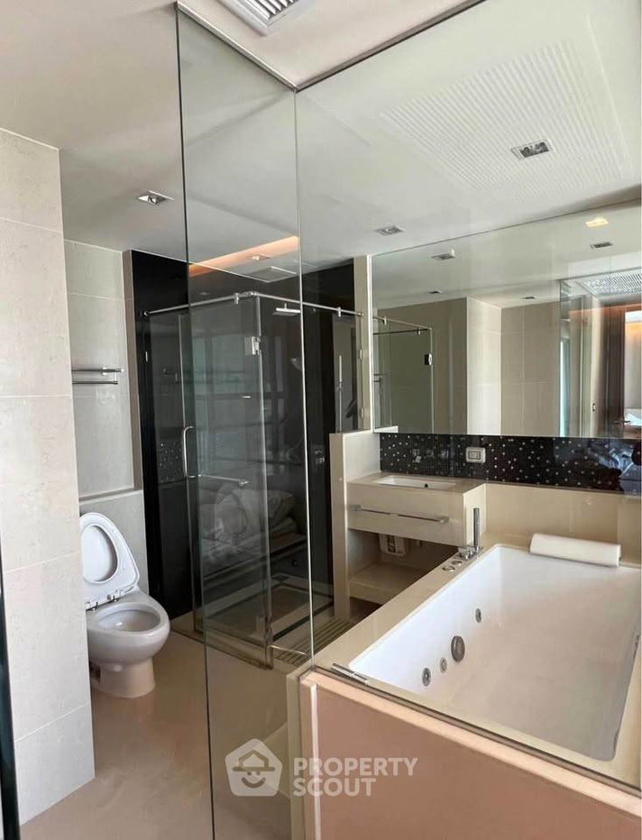 picture 2-BR Condo At The Address Sathorn, Near BTS Saint Louis (200m) (ID 3066938) - 5/6