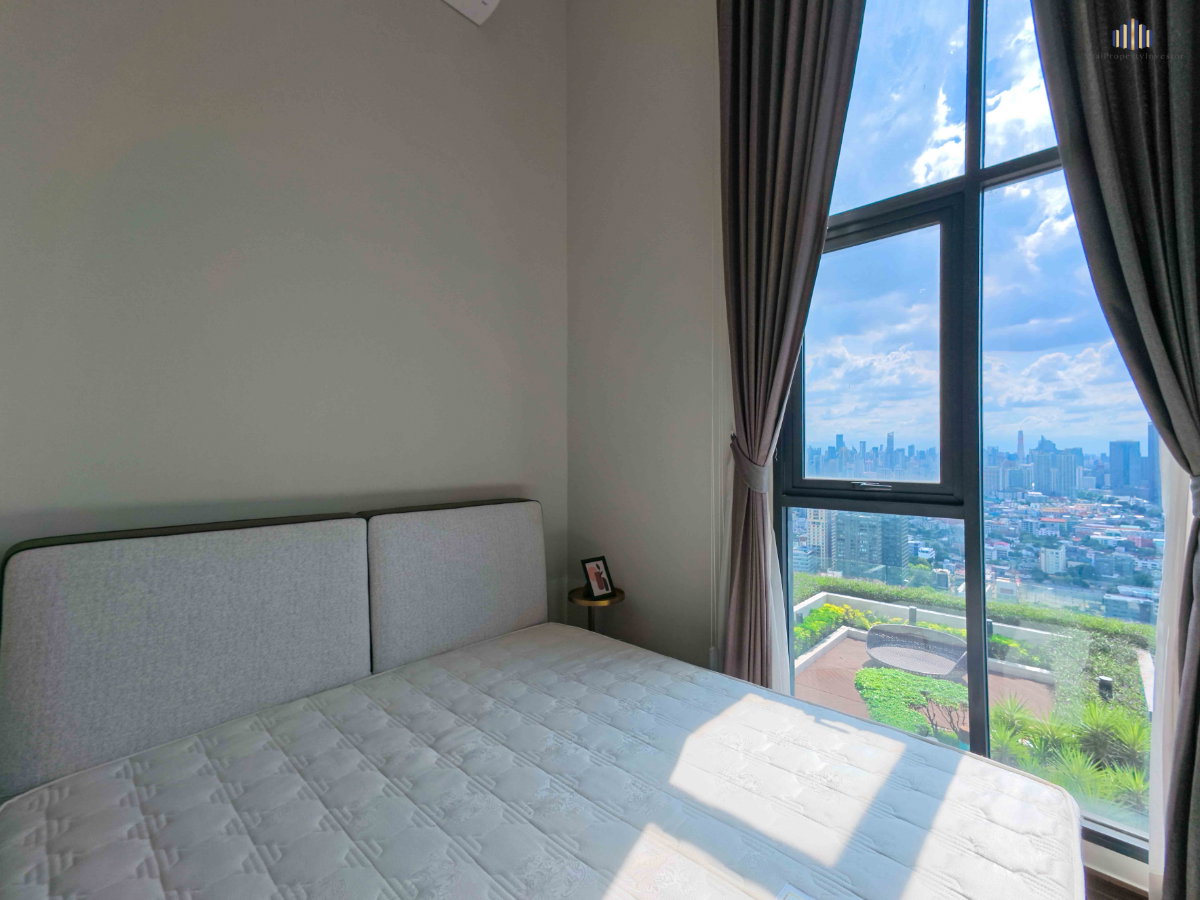 รูป วิวสวน+เมือง Exclusive ห้องเดียวในโครงการ!! ขายคอนโด ซี เอกมัย (C Ekkamai) Loft Studio ห้องมุม เพดานสูง 4.5 เมตร 2 ห้องนอน 68 ตร.ม. ตกแต่งครบ - รูปที่ 10/14