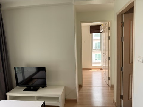 ❣️Ratchada 19🌈Condo for rent next to MRT Ratchada, only 150 meters, 2 minutes walk, 1 wide bedroom, 2 balconies, 38 square meters🥳