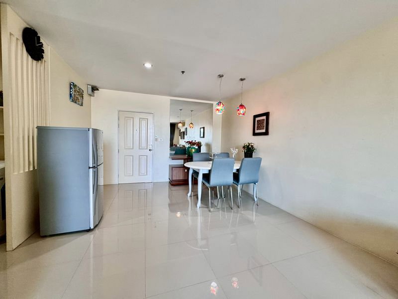 picture Condo for rent in Sriracha. Beautifully decorated room with a great atmosphere and city views. - 9/16