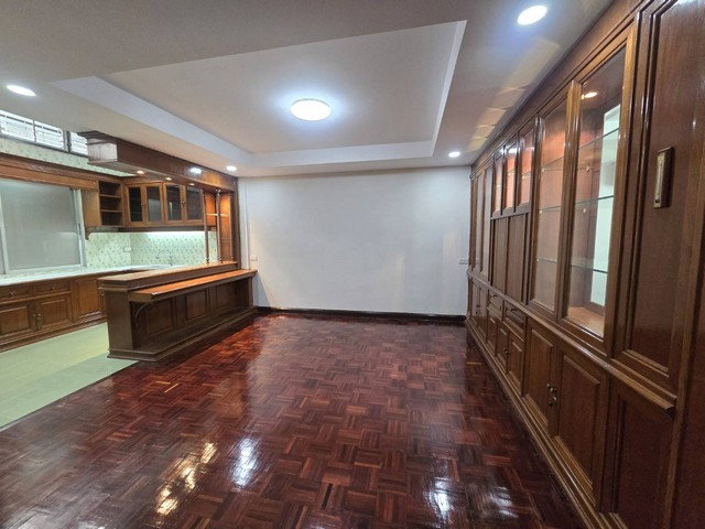 รูป ให้เช่า ทาวน์เฮาส์2ชั้น 28 ตรว. ถนนประชาชื่น เลียบคลองประปา ใกล้แยกประชานุกูล - รูปที่ 5/8