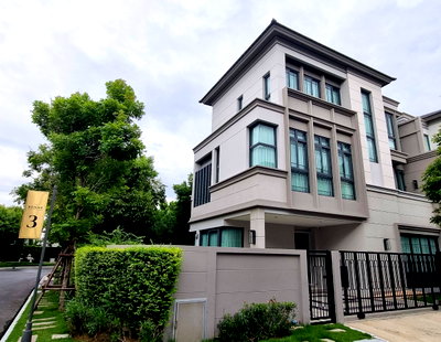 Houses for sale Prawet : RS6940 Single house for sale, The Sonne Srinakarin-Bangna. Corner plot, best location in the project, near Mega Bangna.