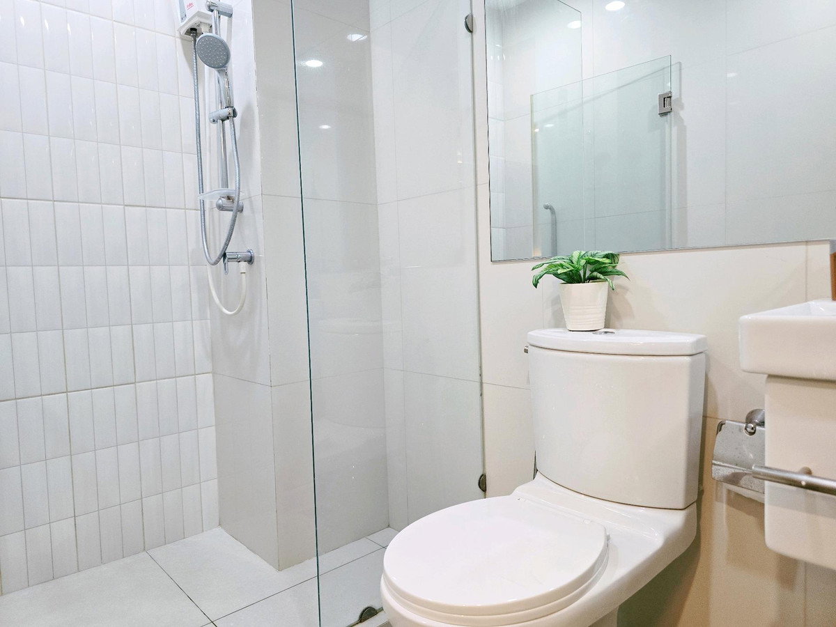 picture 🔥 Life Asoke 1 Bedroom Plus unit, 37 sq.m., near MRT Phetchaburi, only 22,900 THB! ✨ Spacious room with workspace,ready to move in! 🏙️ - 17/17