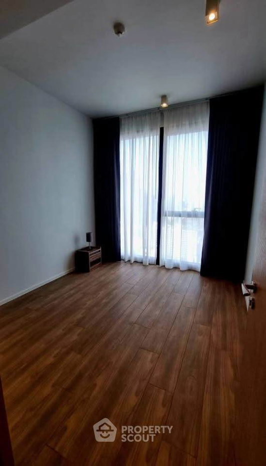 picture 2-BR Condo At The Lofts Silom, 85 Sqm, 400m To BTS Surasak (ID 3066717) - 12/16