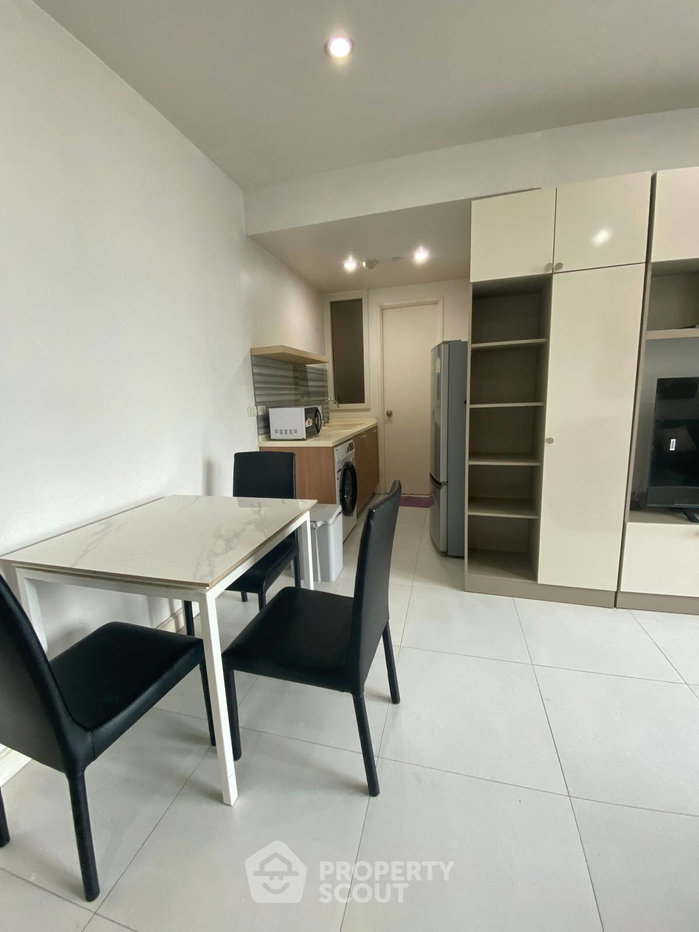 รูป คอนโด 1 ห้องนอน Manhattan Chidlom ชั้น 12 ขนาด 58 ตร.ม. ใกล้ BTS ชิดลม (ID 513091) - รูปที่ 3/9