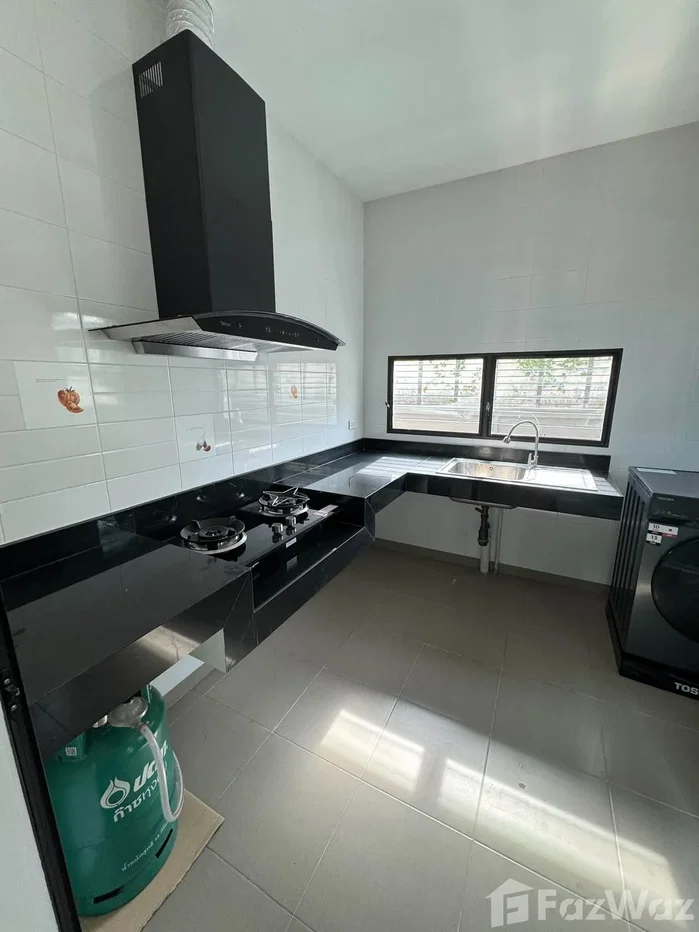picture Manthana Onnut-Wongwaen 4 For rent 6566943 - 8/21