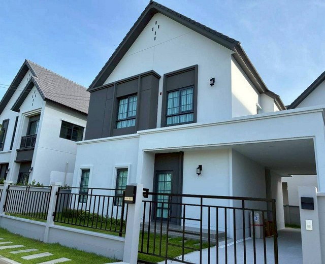 Houses for rent : svs355 For Rent: 2-story detached house, Centro Bangna