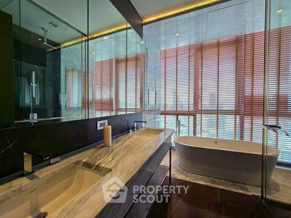 picture 3-BR High-Floor 252 Sqm Condo For Sale, The Monument Thonglo (ID 3068727) - 8/14