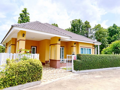Khon Kaen University, Nong Khai, modern style detached house, 3 bedrooms, 2 bathrooms, 80 sq m, 140 sq m, near Caltex Shell and PTT Station, house