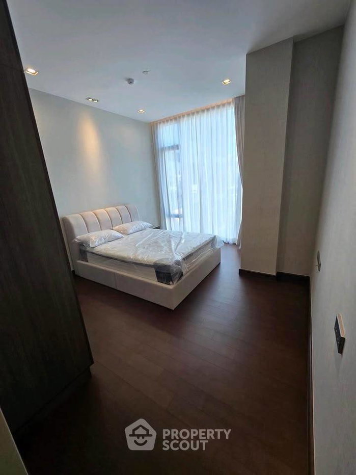 รูป คอนโด 2 ห้องนอน Q1 สุขุมวิท ใกล้ BTS นานา 20 ม. ชั้น 12 ขนาด 108 ตร.ม. (ID 3066954) - รูปที่ 10/18