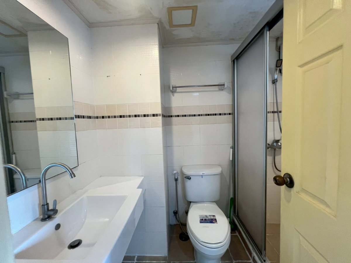 picture Lumpini Ville Ramkhamhaeng 44 condo: ideal investment opportunity. - 13/14