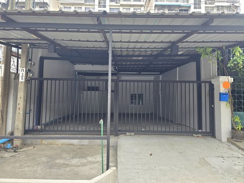 FOR RENT TOWNHOUSE PROPERTY 16000 BAHT per MONTH