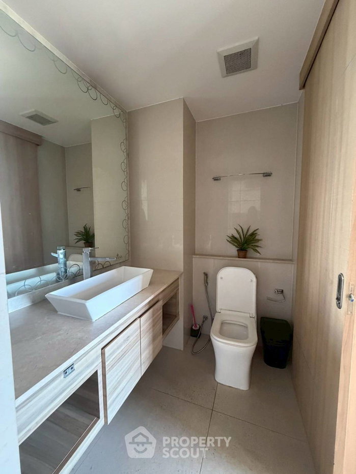 picture Well-Priced 1-BR Condo, 15th Floor 35 Sqm, The Riviera Jomtien (ID 3068324) - 11/11