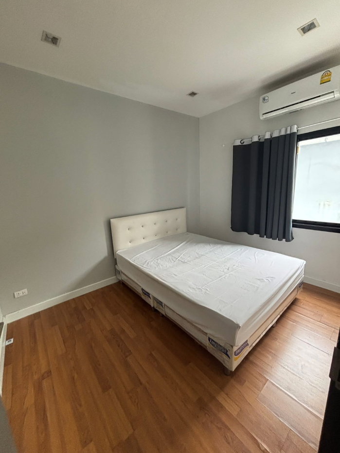 รูป 🏡✨ ขาย / เช่า ทาวน์โฮม 3 ชั้น สตรีวิทยา 2 ซอย 9 / นาคนิวาส 48 4 ห้องนอน 4 ห้องน้ำ  หลังเท่าแปลงมุม ทำเลศักยภาพ หลังเซ็นทรัล อีสต์วิลล์  - รูปที่ 3/6