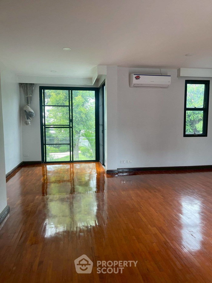 รูป บ้าน 4 ห้องนอน ให้เช่า โครงการ The NOBLE Ekkamai 22 ใกล้ ARL รามคำแหง (ID 3067462) - รูปที่ 29/35