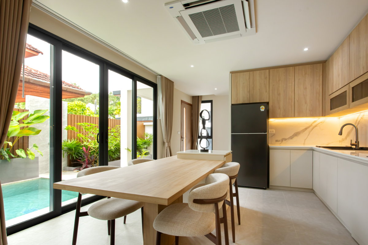 picture Value 3BR Villa Wichit Phuket, 360 sqm, Approx 30,278/sqm - U5928175 - 4/20