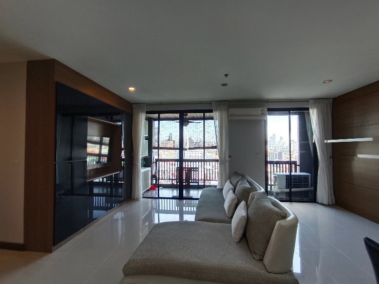 picture Vista garden condo rent fully furnished - 4/38