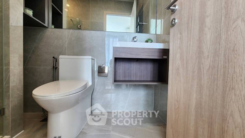 picture 1-BR Condo At Nue District R9, 28th-Floor 25.7 Sqm Near MRT Phra Ram 9 (200m) (ID 3068879) - 7/26