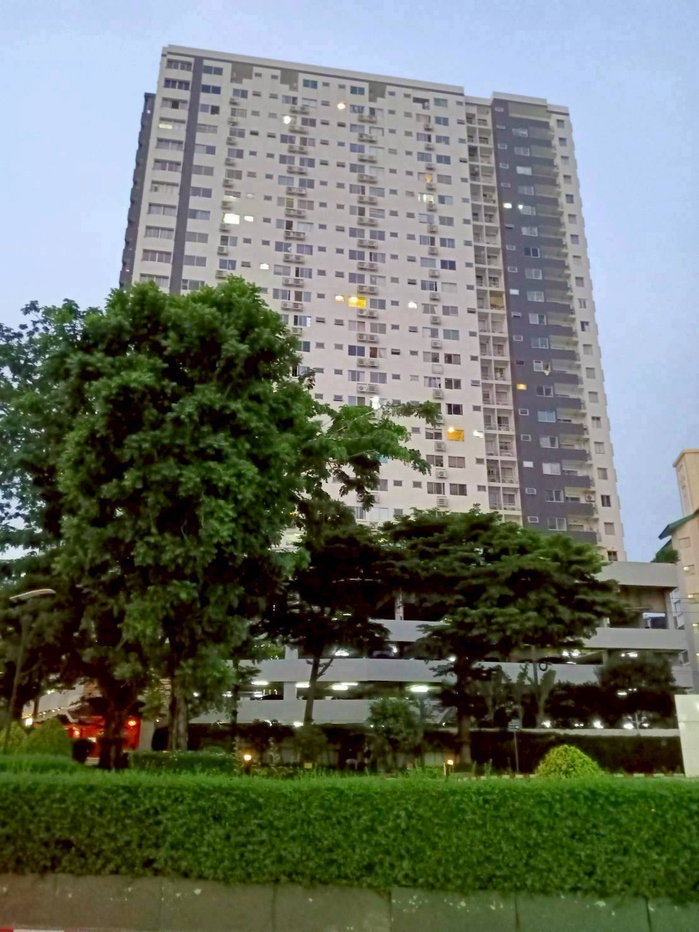 picture Studio room only 150 meters from BTS Udomsuk - 1/10