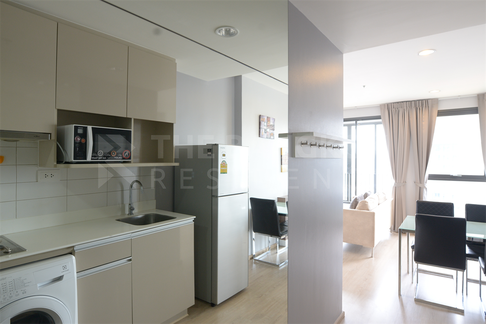 Easy Start with a City Dweller Lifestyle Ideo Q Ratchathewi near Airport Rail Link Phaya Thai Station