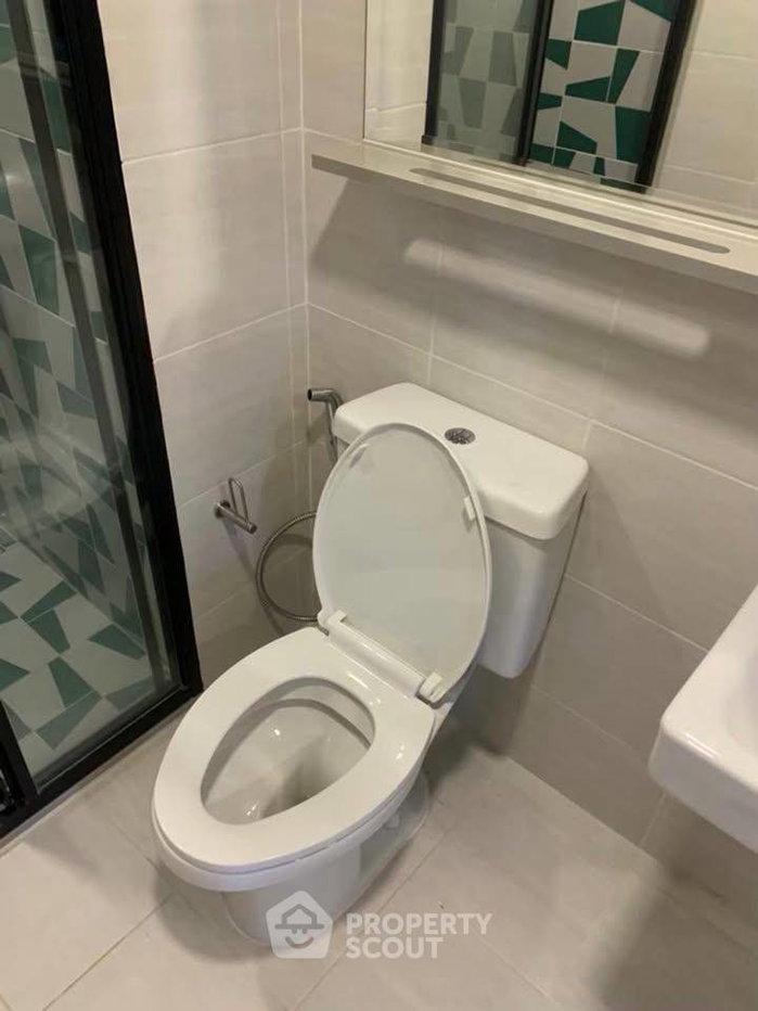picture 1-BR Condo At The Base Sukhumvit 50, 5th Floor Near BTS On Nut (ID 2858974) - 3/11