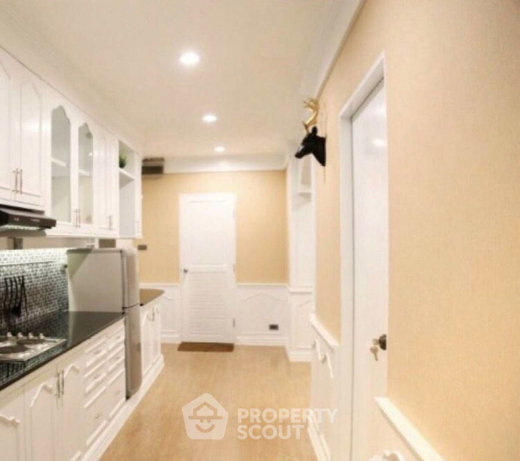 รูป คอนโด 2 ห้องนอน 79 ตร.ม. ชั้น 11 Saranjai Mansion ใกล้ BTS นานา 300 ม. (ID 3067301) - รูปที่ 3/9