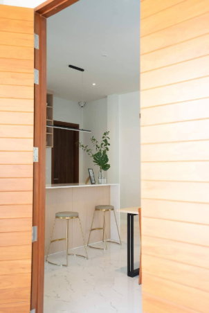 รูป ให้เช่าบ้านพูลวิลล่า Palm Springs Privato Modern Luxury Pool Villa พร้อมเข้าอยู่ บนทำเลศักยภาพหางดง ใกล้กาดฝรั่ง บ้านหรู พร้อมสระว่ายน้ำส่วนตัว RH-19 - รูปที่ 4/30