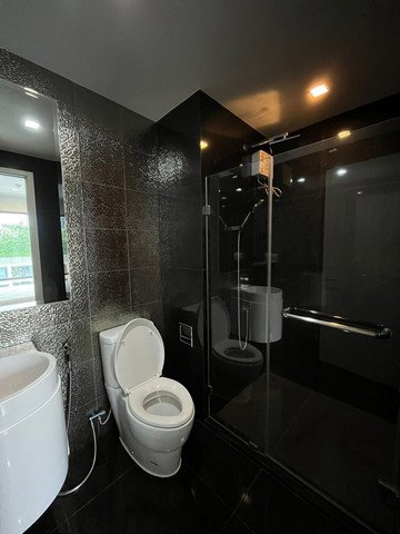 รูป ขายคอนโด ริทึ่ม สุขุมวิท 36-38 ตกแต่งเฟอร์ครบ 33.45 ตร.ม. 1 ห้องนอน 1 ห้องน้ำ - รูปที่ 8/9