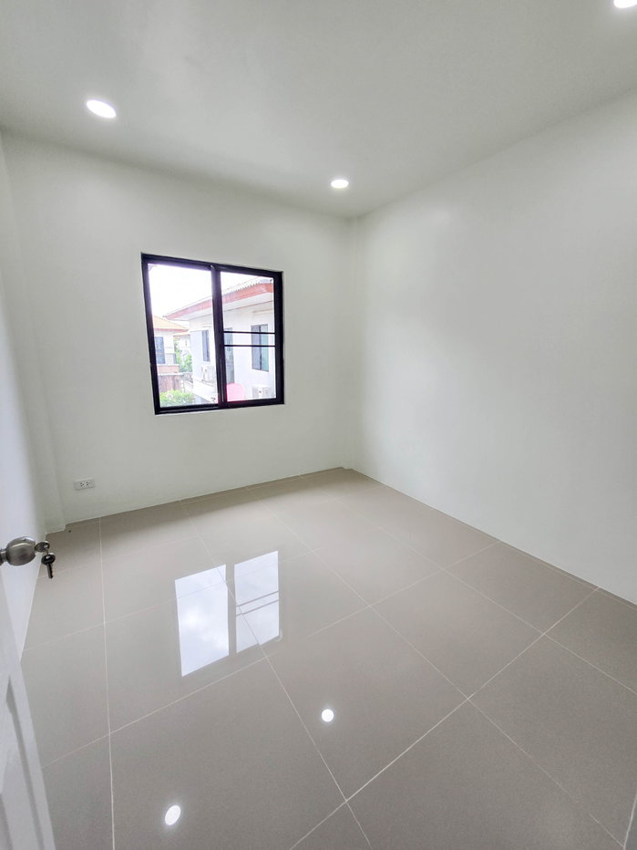 รูป ขายบ้านรีโนเวทใหม่พร้อมเข้าอยู่ หลังมุม กว้าง บ้านฟ้าปิยรมย์ พรีเมียร์ พาร์ค เฟส10 ลำลูกกาคลอง 6 บึงคำพร้อย ปทุมธานี - รูปที่ 28/39