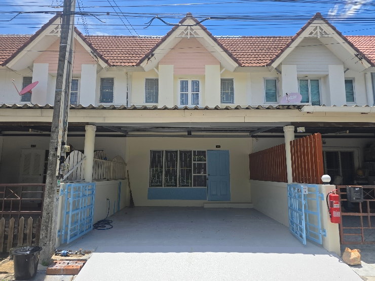 รูป ทาวน์เฮ้าส์รีโนเวทใหม่สวยๆพร้อมเข้าอยู่เลยจ้า - รูปที่ 1/10