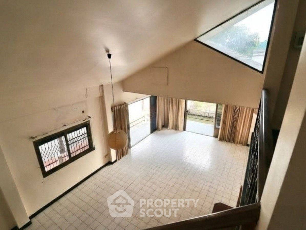 รูป บ้าน 10 ห้องนอน ขาย พร้อมเลี้ยงสัตว์ได้ โซน นวมินทร์ บึงกุ่ม กรุงเทพ (ID 3067606) - รูปที่ 5/16