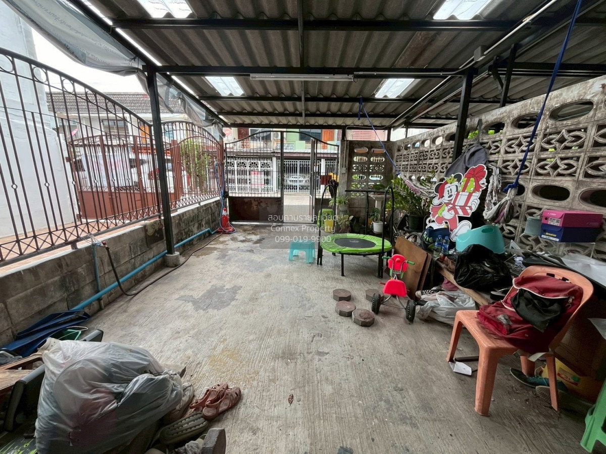 รูป ขายทาวน์เฮาส์ 2 ชั้น ซอย หมู่บ้านพรสว่างนิเวศน์ เทพารักษ์ สมุทรปราการ CX-155030 ✅ ทักไลน์ @connexproperty ตอบทันที ทีมงานมืออาชีพ ✅ - รูปที่ 4/12