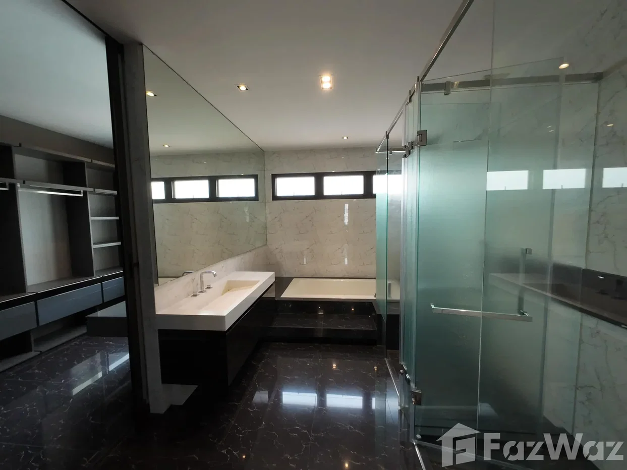รูป Townhome 3 bedroom at The Landmark Ekamai-Ramindra 1964745 - รูปที่ 7/12