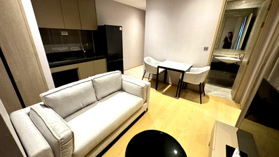 Condos for rent : Condo for RENT : Ashton Asoke Rama 9   𝐒𝐢𝐳𝐞 :  38 sqm. 1 Bedroom /1 Bathroom / City view   𝐅𝐥𝐨𝐨𝐫 : 23  Fully furnished