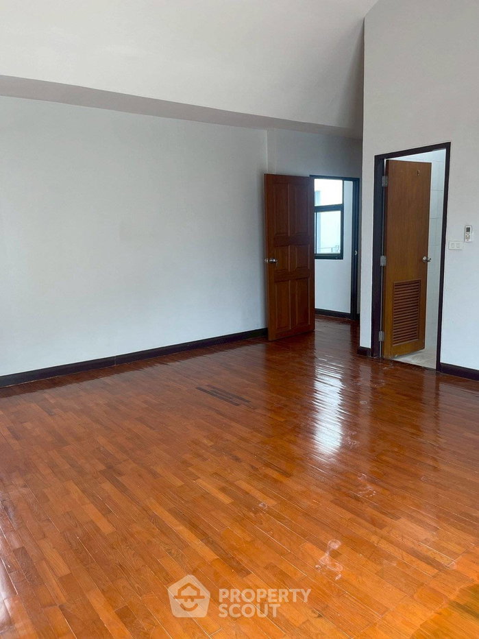 รูป บ้าน 4 ห้องนอน ให้เช่า โครงการ The NOBLE Ekkamai 22 ใกล้ ARL รามคำแหง (ID 3067462) - รูปที่ 27/35